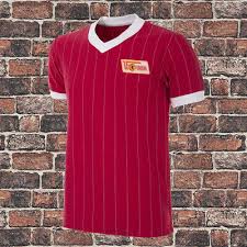 The club emerged under the current name in 1966 but can be traced back to 1906, when predecessor fc olympia oberschöneweide was founded. Union Berlin Retro Style Football Soccer Shirt 36 99 Picclick Uk