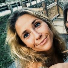 Jessica Mcglothlin's Instagram, Twitter & Facebook