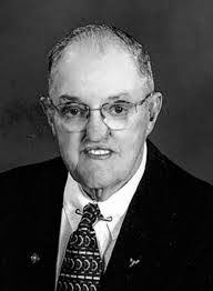 Edwin Eden's Instagram, Twitter & Facebook