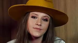 Maggie Baugh sings about trying to 'fight her feelings' amid Keith Urban  romance rumors : r/Music