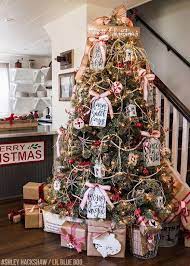 Farm Sweet Farm A Modern Farmhouse Christmas Tree For 2018 Christmashome Country Christmas Trees Christmas Decor Diy Farmhouse Christmas Tree