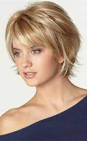 Certain easy updos that take under 5 minutes can make you more confident, feel more relaxed, and even less uptight. 40 Cute And Easy To Style Short Layered Hairstyles Hairstyle Inspirations For 2021 Short Pixie Cuts
