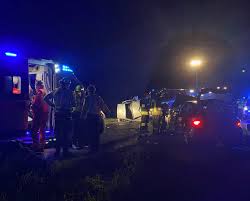 Per fortuna subito spente dai vigili del fuoco. Frontale Tra Adro E Capriolo Interviene L Elisoccorso Prima Brescia
