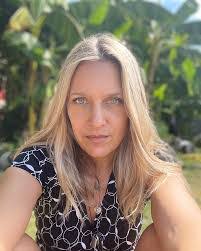 Alex Irish's Instagram, Twitter & Facebook