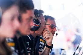 Autosport] Red Bull management hold crisis talks after Bahrain GP woes :  r/formula1