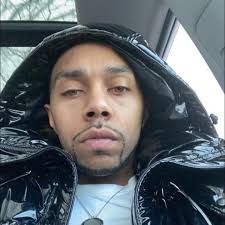 We mourn the loss of our long time and Wall of Fame Coach Milton Greer. His  life was so golden and genuine. He served the Dolton Bears community and  kids so well