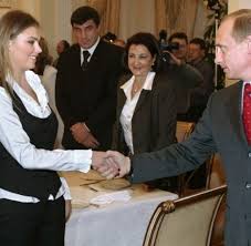 Недавно алина кабаева впервые за долгое время появилась на телеэкранах. Alina Kabaeva I Ee Deti I Muzh Foto Muzh Aliny Kabaevoj Foto Poslednie Novosti