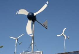 Die kleinen windkraftanlagen sind etwa 20 bis 30 meter hoch. Vorsicht Bei Der Anschaffung Von Kleinwindanlagen Enbausa De