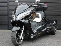 楽天市場 大型スクータートライク250cc水冷バック付整備済車両トルネード250 三輪バイク公道走行可高速可ヘルメットなし普通免許二人乗れる icebear 三輪バイク バイク トライクバイク