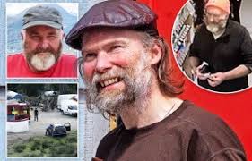 Peter Kay heckler who got kicked out of gig by comic after shouting 'garlic  bread' demands a refund