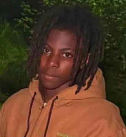 NEWS: 15-year-old Ja'Derrius Minnieweather has been missing since Thursday,  June 4. Police say he's 5-feet tall and weighs under 100 pounds. If you  know anything, call Baton Rouge Police (911) or Crime