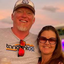 Looking for pressure washing company for pool enclosures?