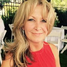 Tania McRae (@TaniaM_69265)