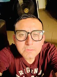 Hoy me llevaron a comer mi amiga Gladis Janeth Gamez Flores y mi amigo  Eliud Elizondo Cerda (esposo de Gladis) … Agradecido siempre con ellos por  su amistad y por siempre recibirme