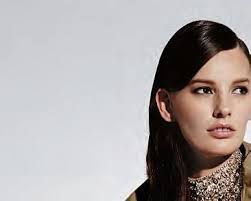 Jocelyn Moss's Instagram, Twitter & Facebook