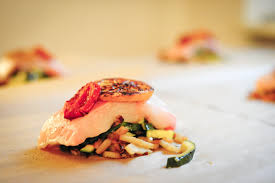Das lachsfilet aus dem ofen eignet sich hervorragend als gästeessen: Wenn Gaste Im Anmarsch Sind Fisch In Pergamentpapier Garen Ich Esse Fur Mein Leben Gern