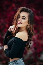 Beautiful Girls | Free Vectors, Stock Photos & PSD