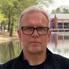 Cameron Broumand's Instagram, Twitter & Facebook