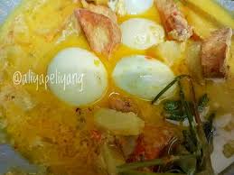 Tahu telor makanan khas surabaya yang berbahan dasar tahu dan telor dengan taburan saus tahu telor pak jayen, jl. Opor Tahu Telur Kentang By Aliyapeliyang Resep Aneka Masakan