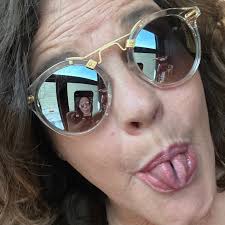 does anyone have toxic naps? like i cant lay down at all. i have the scary  and disgusting feeling if i lay down or have a nap during the day