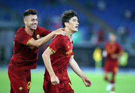 Roma Festa All Olimpico Con I Tifosi E Mourinho Battuto Il Raja Casablanca 5 0
