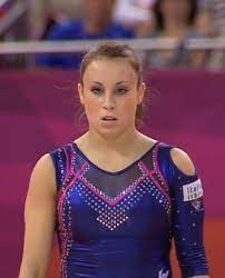 Purtroppo il regolamento parla chiaro: Vanessa Ferrari Londra 2012 Spettacolare Female Gymnast Gymnastics Girls Gymnastics