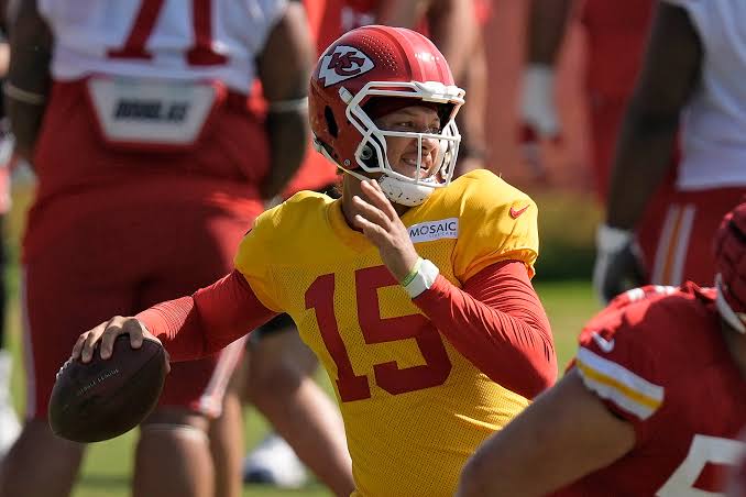 Chiefs and QB Patrick Mahomes will be leaning on new bunch of untested wide  receivers – NBC4 WCMH-TV