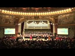 Ateneul român, vechi de 128 de ani, este o sală de concerte amplasată în piața constituției din bucurești ce are o rezonanță acustică extraordinară și care a servit ca rampă de lansare pentru george enescu, clara haskil, ion voicu și mulți alții. Aleluia Laura Bretan Emy Dragoi Ateneul Roman BucureÈti 2019 Youtube