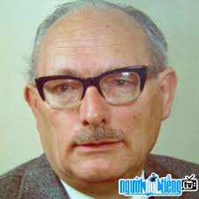 Chính trị gia Charles Avery Dunning