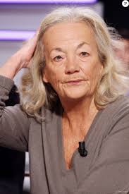 La sua principale attività nel mondo del cinema è quella di interprete e tra. Portrait De Catherine Hiegel 2012 Purepeople