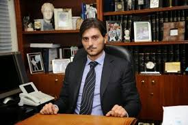 Αναλυτικά όσα δήλωσε ο δημήτρης γιαννακόπουλος στην κάμερα της cosmote tv: Dhmhtrhs Giannakopoylos Giati Arneitai Na Emboliastei Sofokleousin