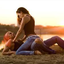 How Long Women Wait Before Sleeping With A New Man