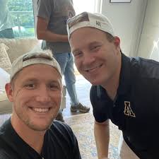 Robyn Daniel and Andrew Birdwell's Wedding Website