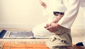 Panduan mengerjakan solat terawih bersama keluarga di rumah. Cara Solat Terawih Di Rumah 11 Tips Buat Ruang Solat Propertyguru Malaysia