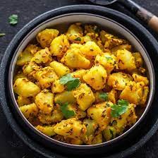 The Amazing Combination And Aroma Of Potatoes And Cumin Seeds Makes Jeera Aloo One Of Indian Food Recipes Vegetarian Indian Potato Recipes Indian Food Recipes