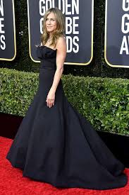 There are multiple levels to global superstar actress jennifer aniston. Jennifer Aniston Schwarzes Tragerloses Ballkleid 2020 Golden Globes Thecelebritydresses