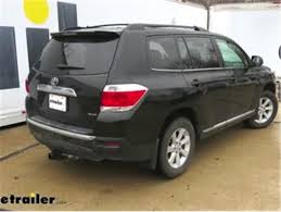 You can raise the ground clearance of your toyota highlander by upgrading tires to the bigger size. Etrailer Com Trailer Hitch Installation 2013 Toyota Highlander Video Etrailer Com