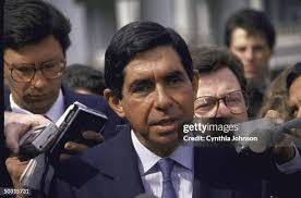 130,366 Sanchez Usa Photos & High Res Pictures