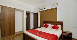 OYO Home 77744 Dakshin Stays Mogappair 