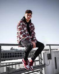 Kai lukas havertz is a german professional footballer who plays as an attacking midfielder for premier league club chelsea and the germany n. Pin Von Gabriela Cruz Auf Kai Bundesliga Dfb Team Fussball Bundesliga
