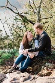 Pin On Couples And Engagement Photography