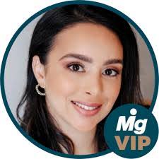 Amanda Laureano's Instagram, Twitter & Facebook