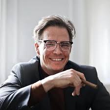 Amazon.com: Robert Covert: books, biography, latest update