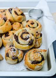 sundhaft gut rezept fur fluffige hefeschnecken mit nougat hefeschnecken fingerfood rezepte rezepte