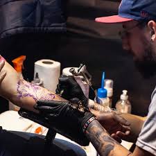 Check spelling or type a new query. Un Tatuador Mato Con Una Escopeta A Un Ladron Que Entro A Su Casa En Ciudadela Infobae