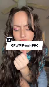 What to Wear to A Peach Prc Concert 2025