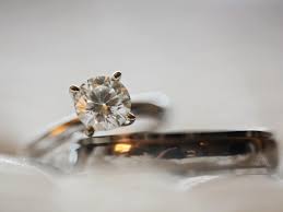 Most companies require about 8oz of cremation ashes or 0.4 oz of hair. How To Turn Your Ashes Into Diamonds Beverly Hills Magazine