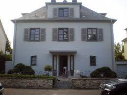 frankfurt haus fensterladen haus hausfassade