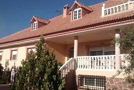 Decorada en su exterior con tonos pastel, nos encontramos con un interior pequeño pero acogedor, perfecto para parejas que busquen. Casas Rurales En Murcia Pagina 2