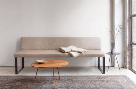 Design morbido e avvolgente per questo salotto moderno alice, formato da un divano 3 posti e un divano 2 posti. Sofas Furniture Archello